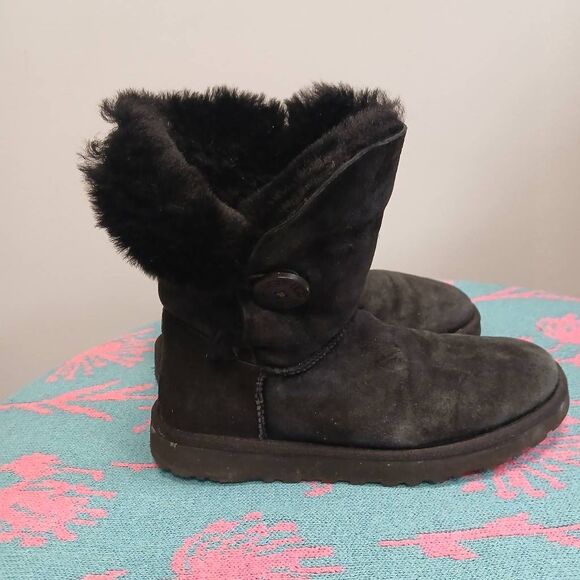 Ugg womens size 7 black ankle Bailey 1 button boot suede leather sherpa fur - Picture 4 of 8